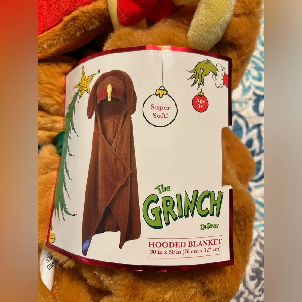 Dr. Seuss The Grinch-Max the Dog- Soft Brown Plush Hooded Blanket 30x50 in.